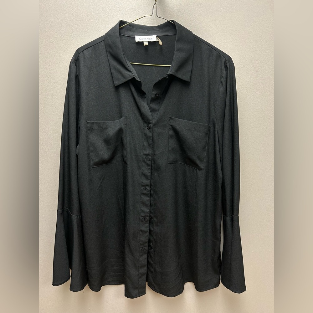 Calvin Klein Women’s Button Up Blouse